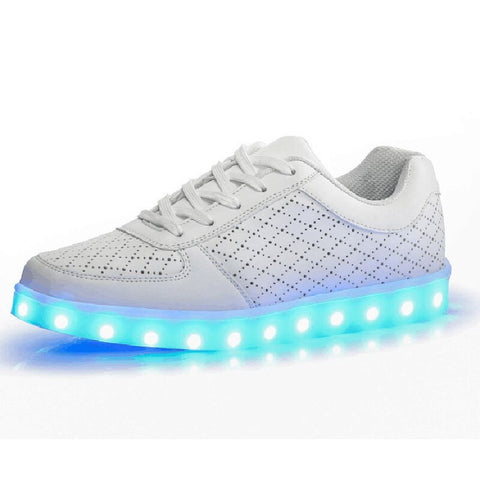 Light In The Sneakers A037